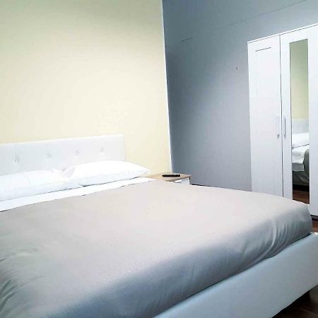 Hotel Piramide Реджо Емилия Екстериор снимка