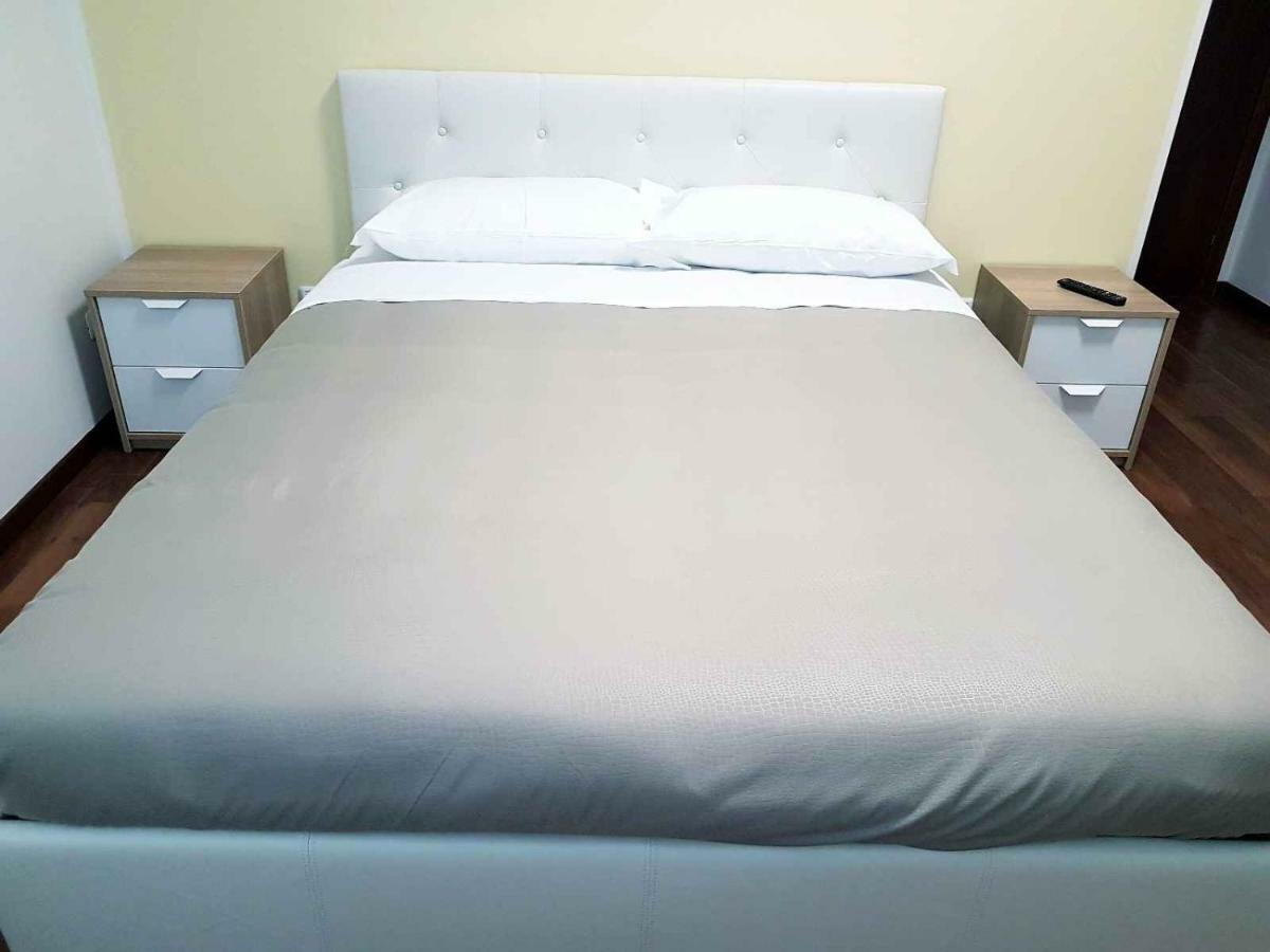 Hotel Piramide Реджо Емилия Екстериор снимка