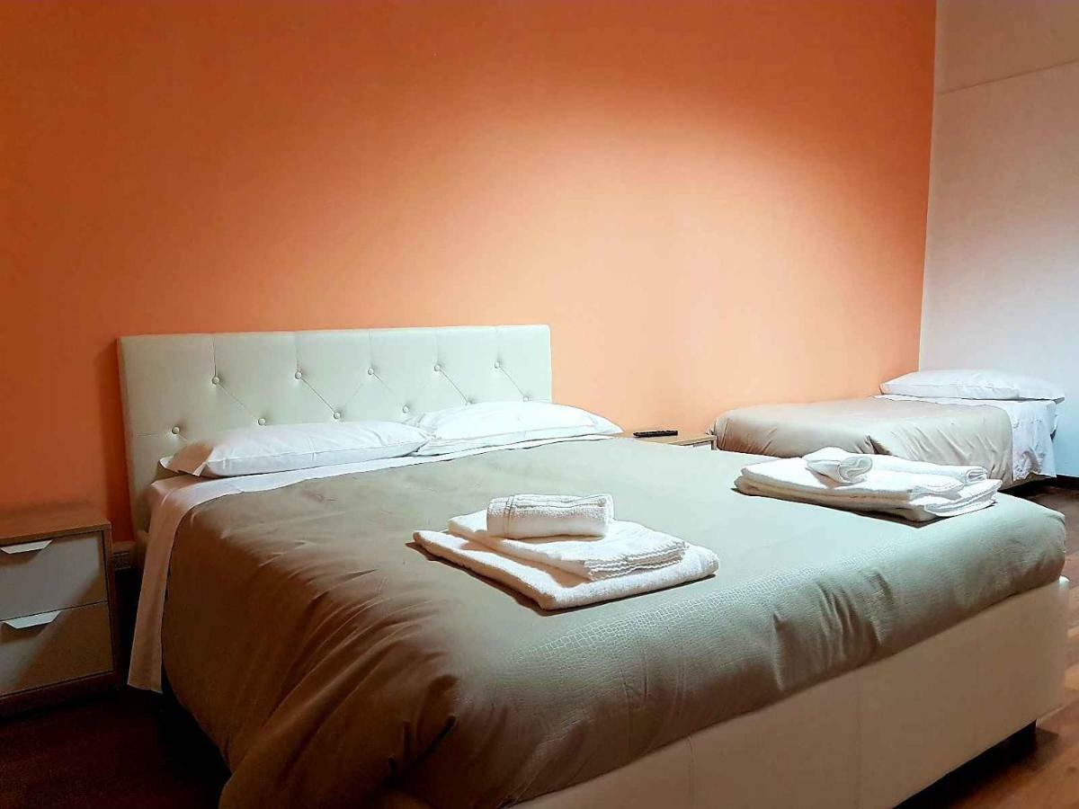Hotel Piramide Реджо Емилия Екстериор снимка