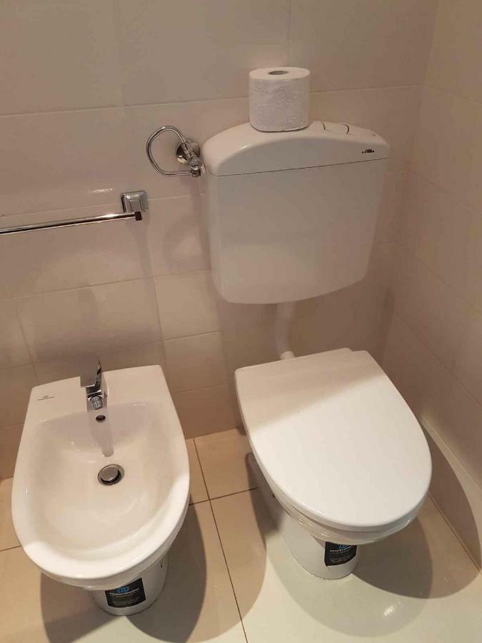 Hotel Piramide Реджо Емилия Екстериор снимка