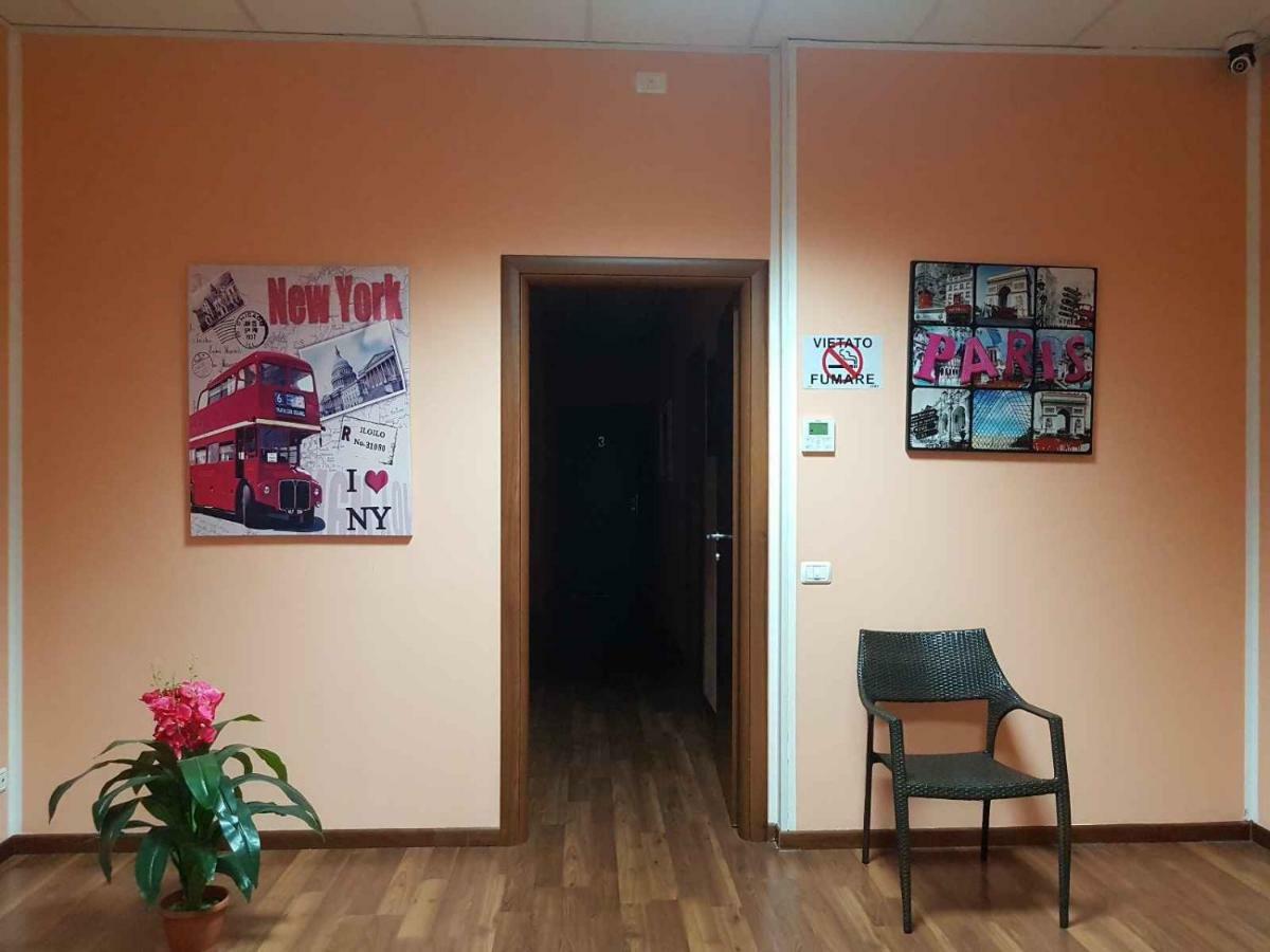 Hotel Piramide Реджо Емилия Екстериор снимка