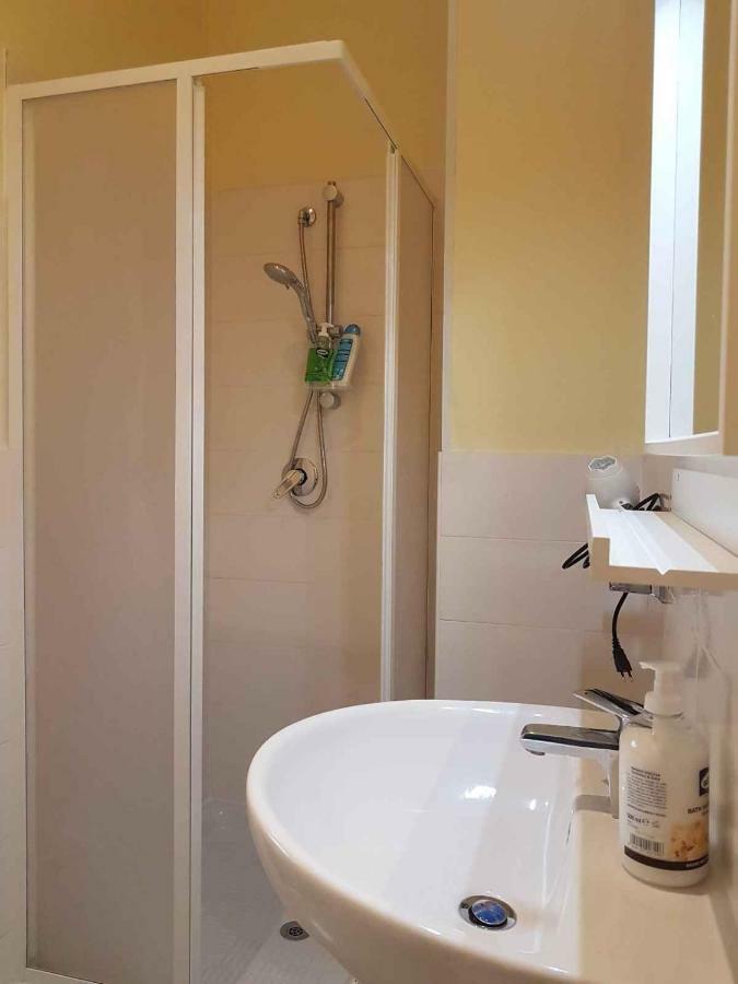 Hotel Piramide Реджо Емилия Екстериор снимка