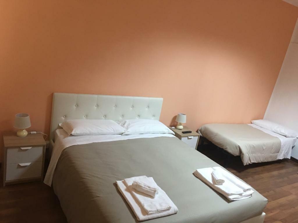 Hotel Piramide Реджо Емилия Екстериор снимка