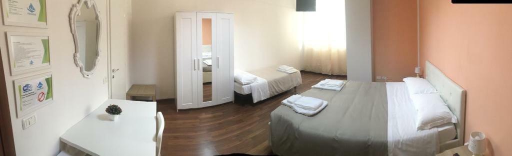 Hotel Piramide Реджо Емилия Екстериор снимка